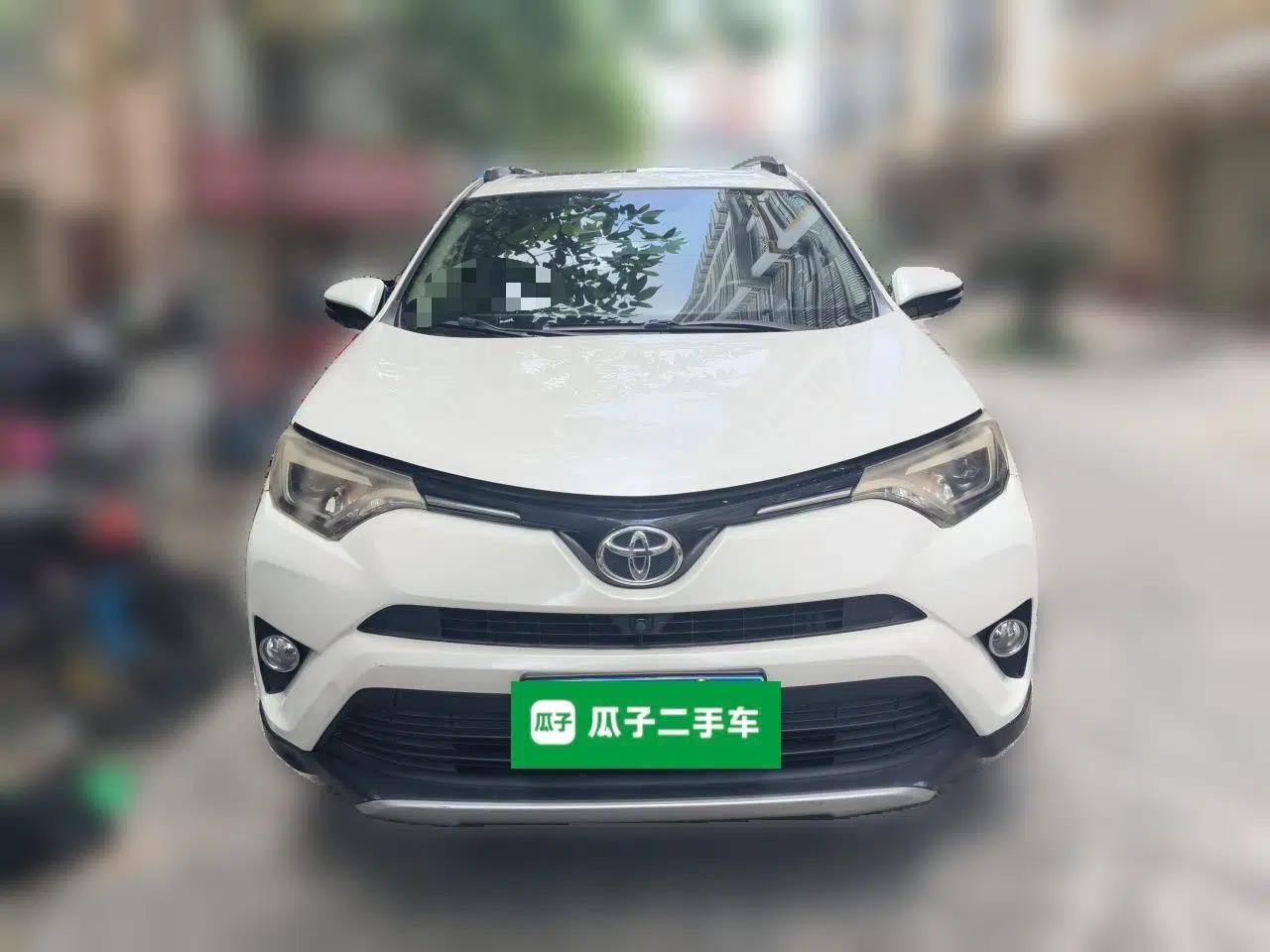 Toyota RAV4 2016 2.5L Automatic 4x4 Elite Edition — миниатюра 2