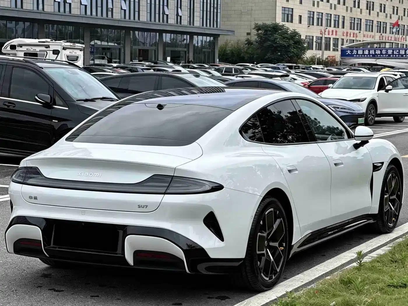 Xiaomi SU7 2024 Rear-Wheel Drive Long-Range Smart Driving Edition — миниатюра 6