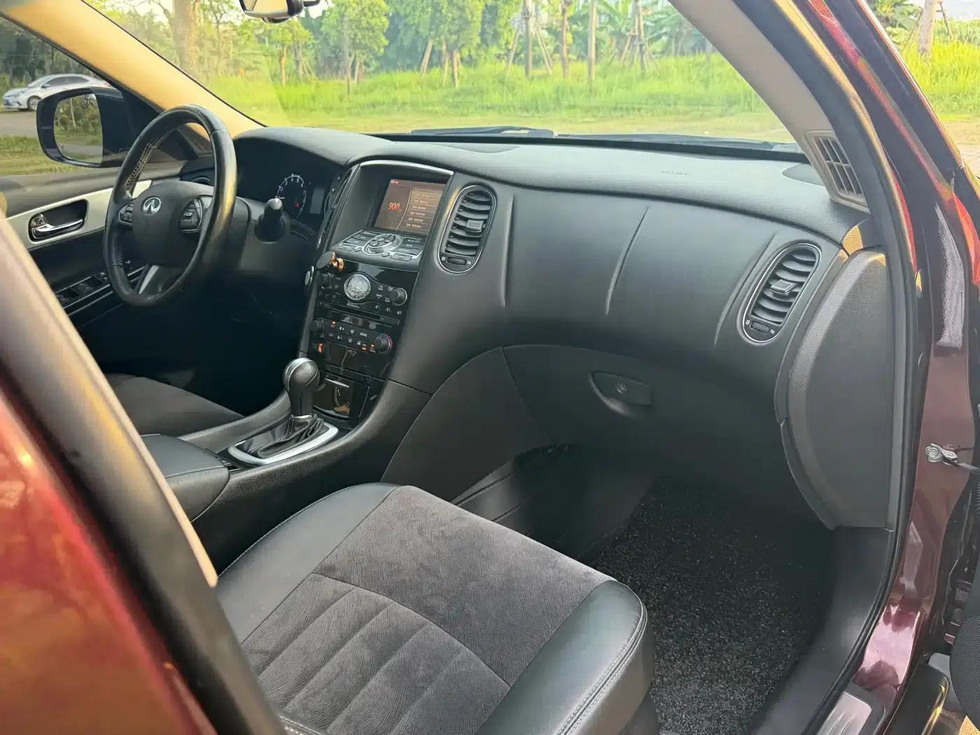Infiniti QX50 2015 2.5L Comfort Edition — миниатюра 22