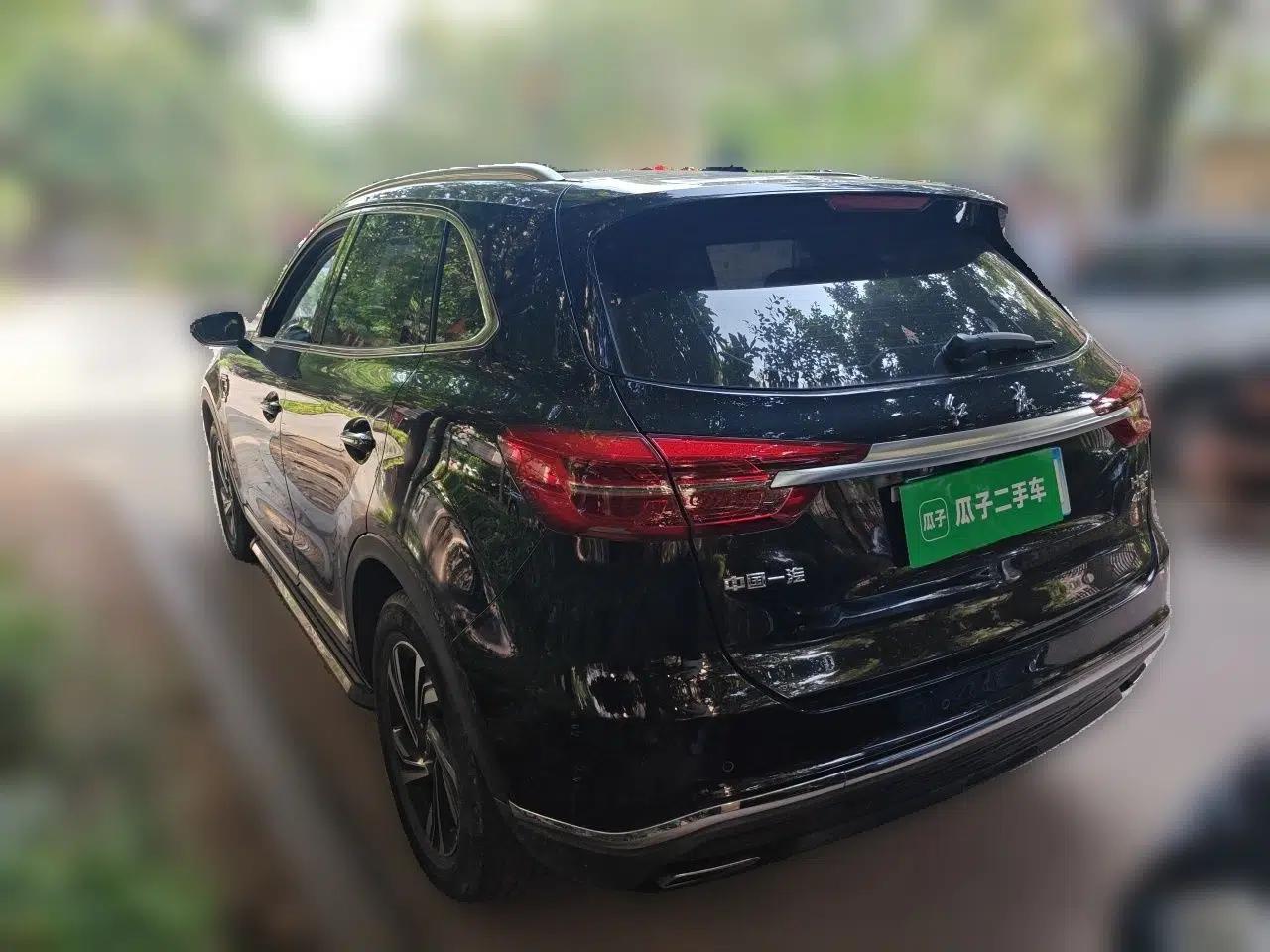 Hongqi HS5 2022 Revised Version 2.0T Smart Connect Flagship Edition — миниатюра 4
