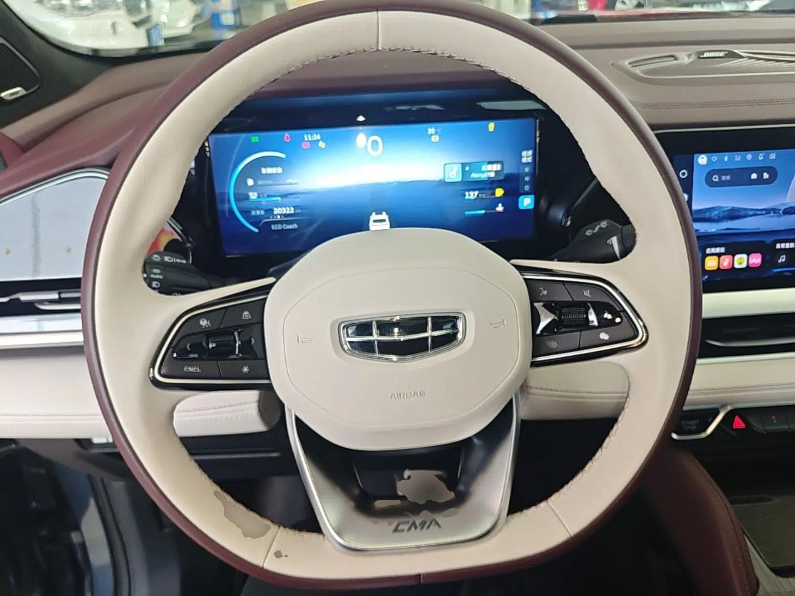 Geely Auto Monjaro L 2021 2.0TD DCT EVO Two-Wheel Drive Smart Luxury Version — миниатюра 13