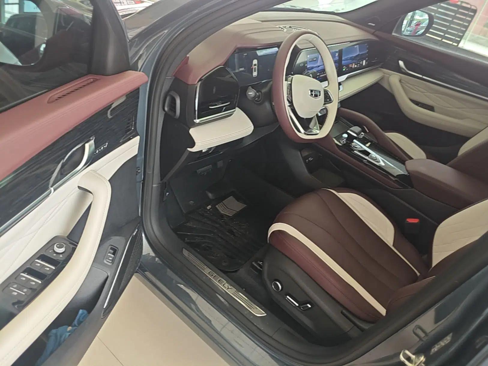 Geely Auto Monjaro L 2021 2.0TD DCT EVO Two-Wheel Drive Smart Luxury Version — миниатюра 18