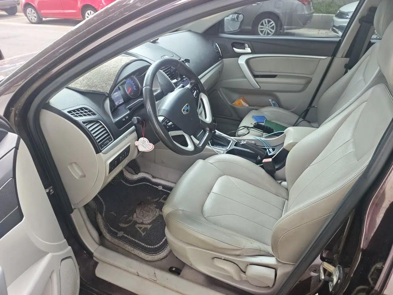 Geely Auto Emgrand 2016 Sedan 1.5L CVT Luxury Model — миниатюра 16