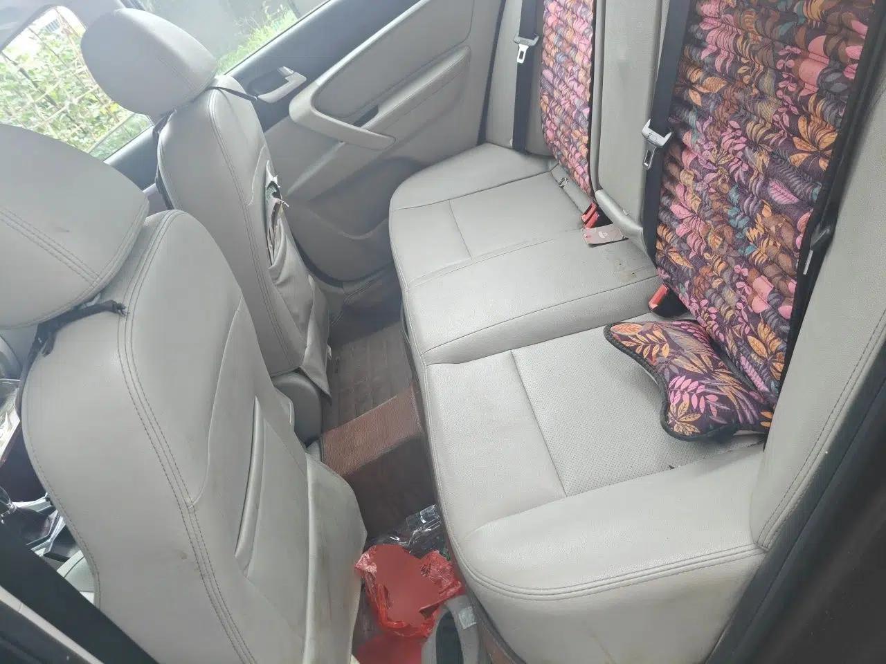 Geely Auto Emgrand 2015 Sedan 1.5L Manual - Top Trim Level — миниатюра 17
