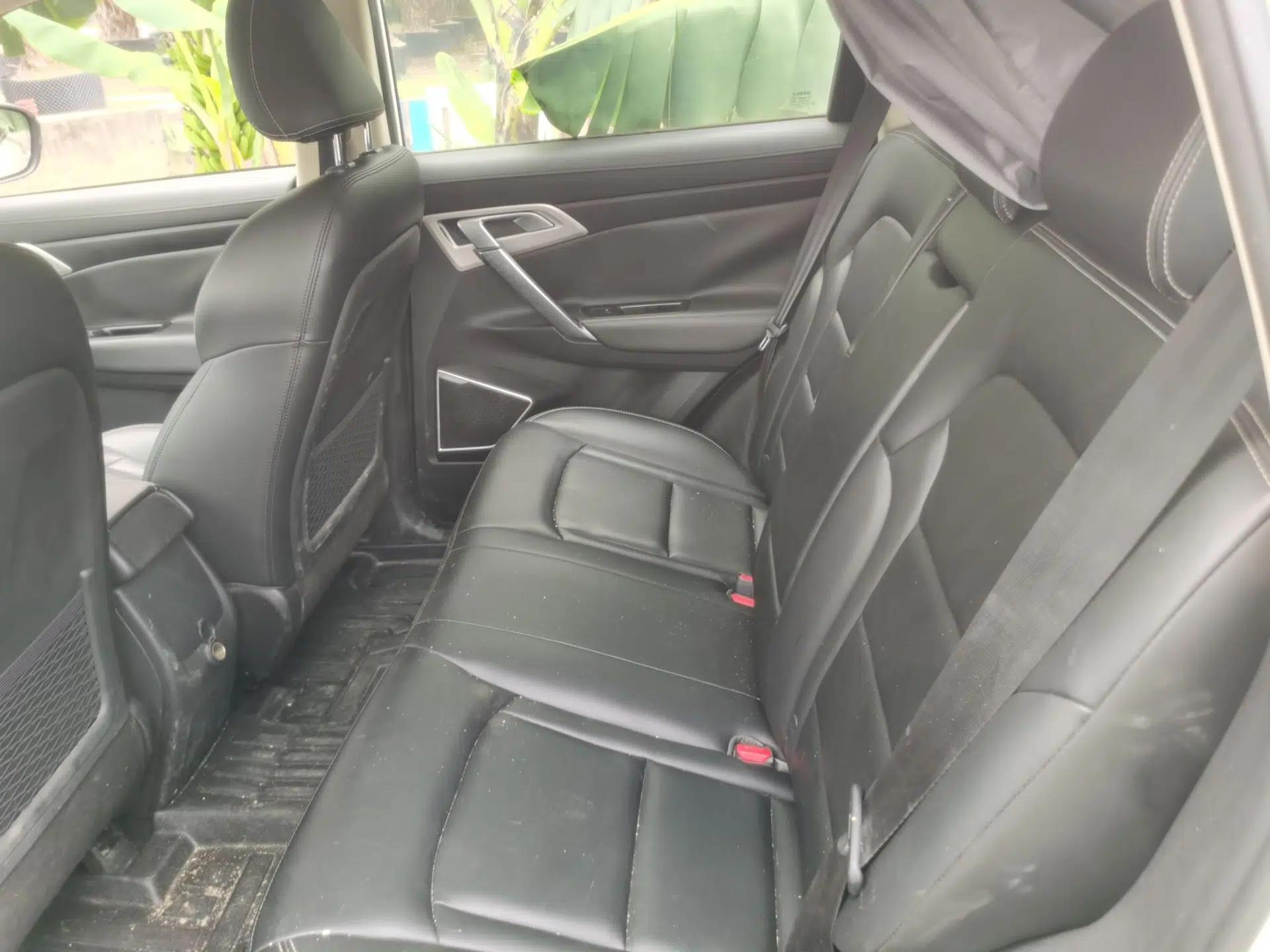 Geely Auto Emgrand X7 Sport 2016 2.0L Manual ZhiShang Version — миниатюра 17