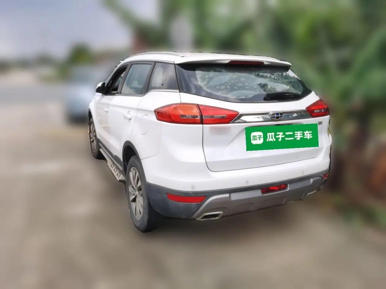 Geely Auto Emgrand X7 Sport 2016 2.0L Manual ZhiShang Version — миниатюра 4