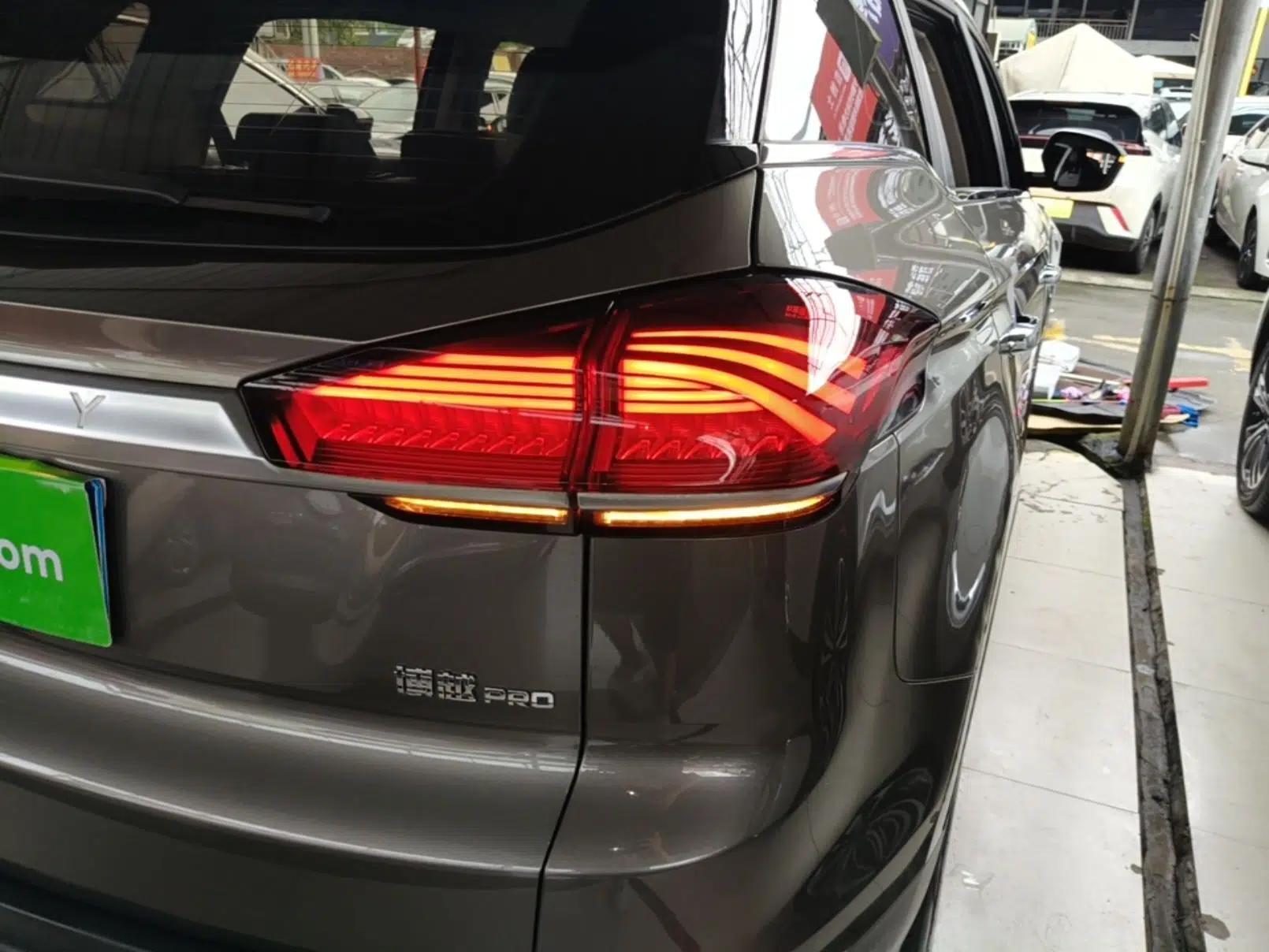 Geely Auto Emgrand X7 Sport 2020 1.8TD DCT Smart Connect PRO — миниатюра 9