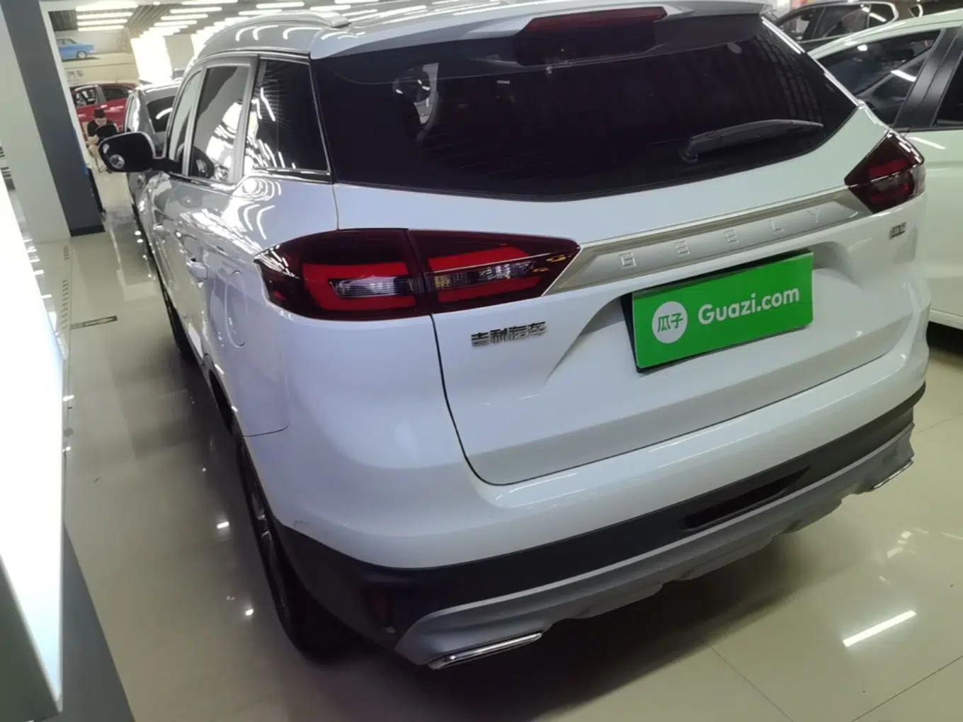 Geely Auto Emgrand X7 Sport 2021 Million Edition 1.8TD DCT Two-Wheel Drive Comfort Model — миниатюра 4