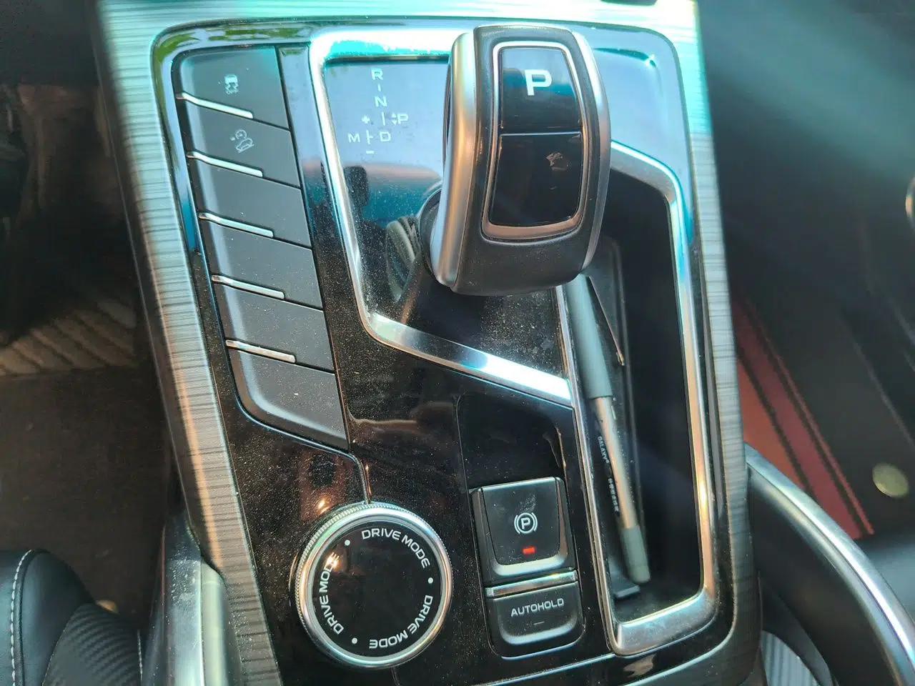 Geely Auto Emgrand X7 Sport 2020 1.8TD DCT Smart Connect PRO — миниатюра 14