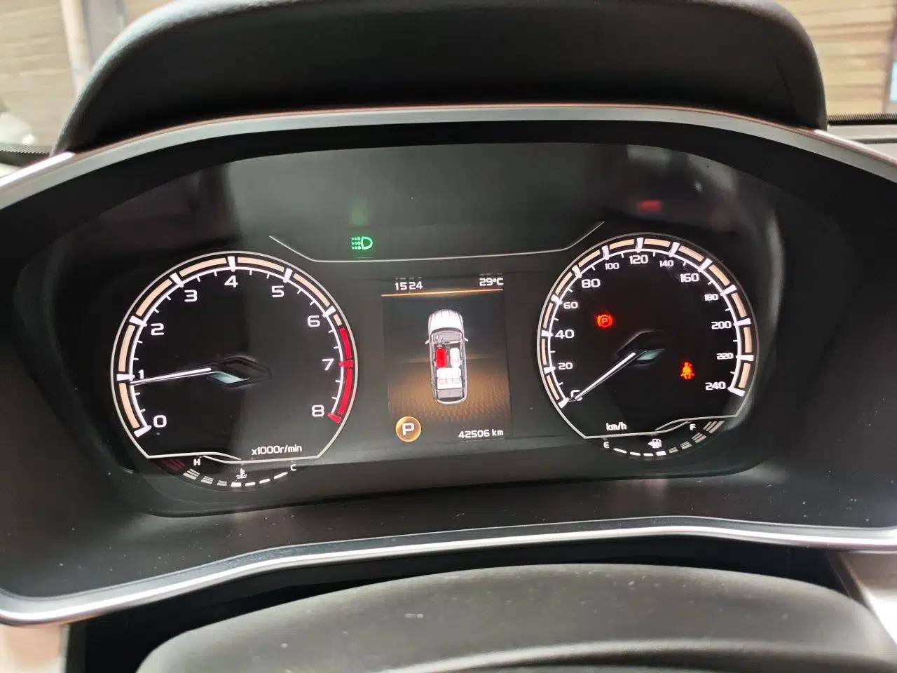 Geely Auto Coolray 2021 1.4T DCT Diamond Edition — миниатюра 10