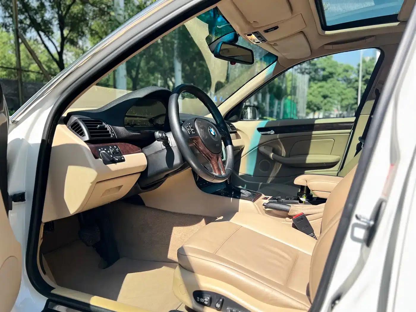 BMW 3 Series 2004 325i — миниатюра 5