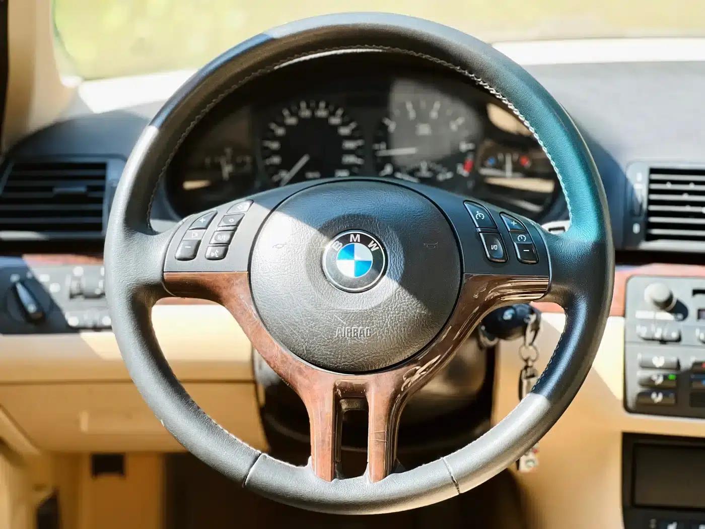 BMW 3 Series 2004 325i — миниатюра 9