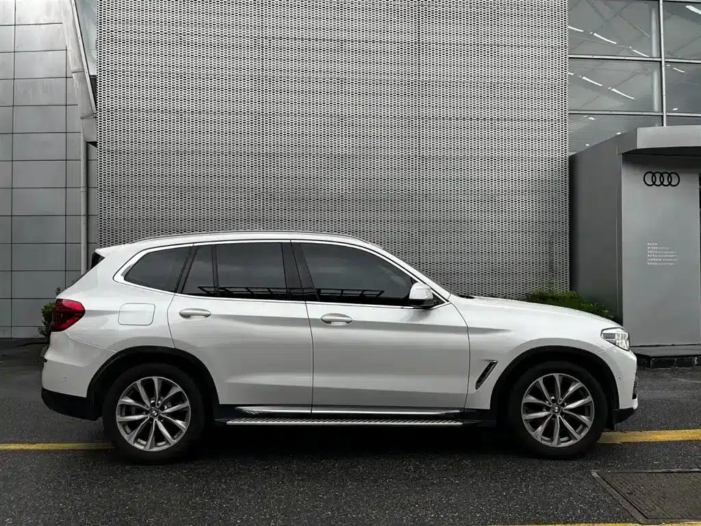 BMW X3 2019 xDrive25i Luxury Package — миниатюра 4
