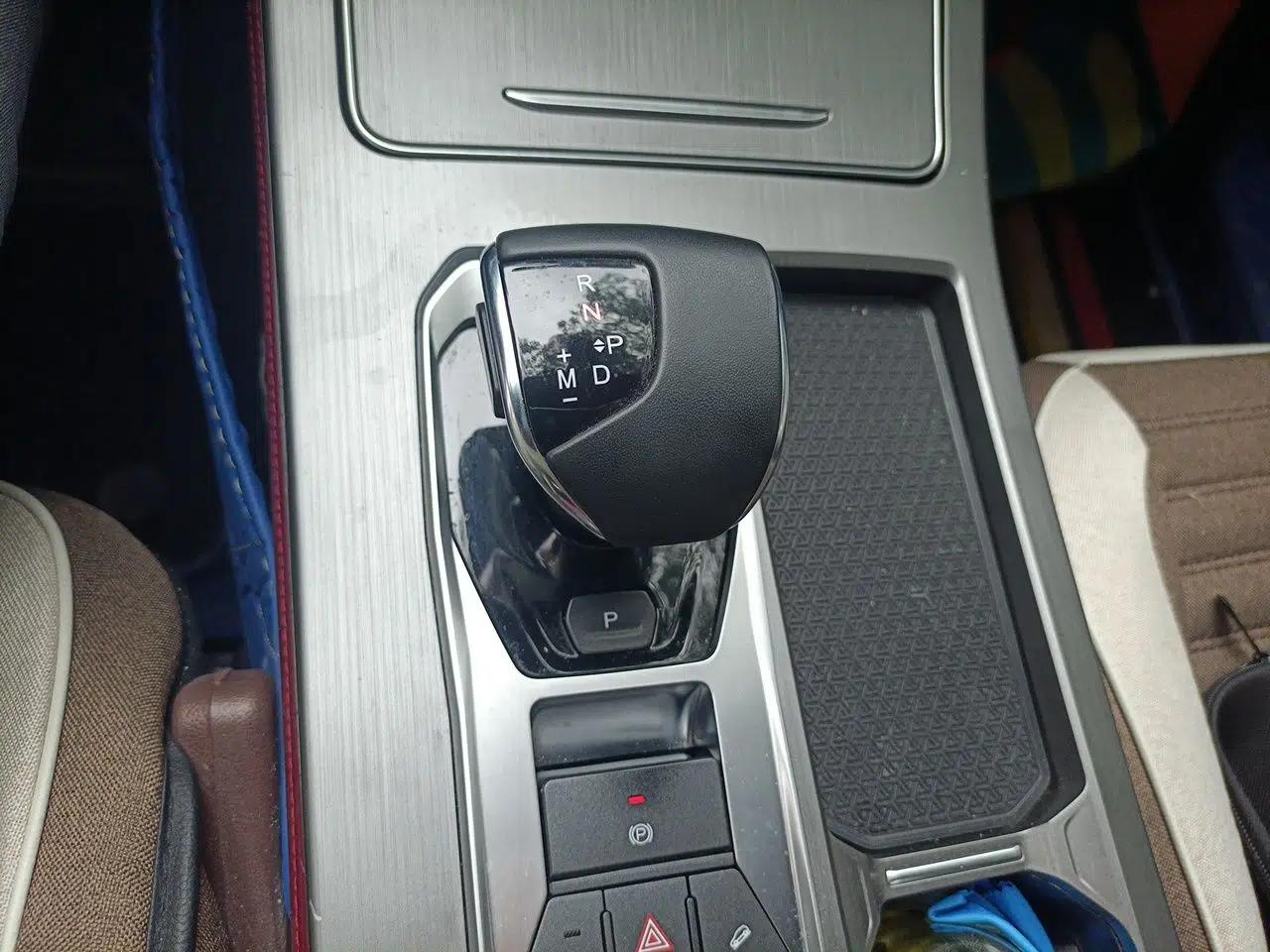 JETOUR X70 PLUS 2023 1.5T DCT Ziqiang PRO+ 7-Seater — миниатюра 14