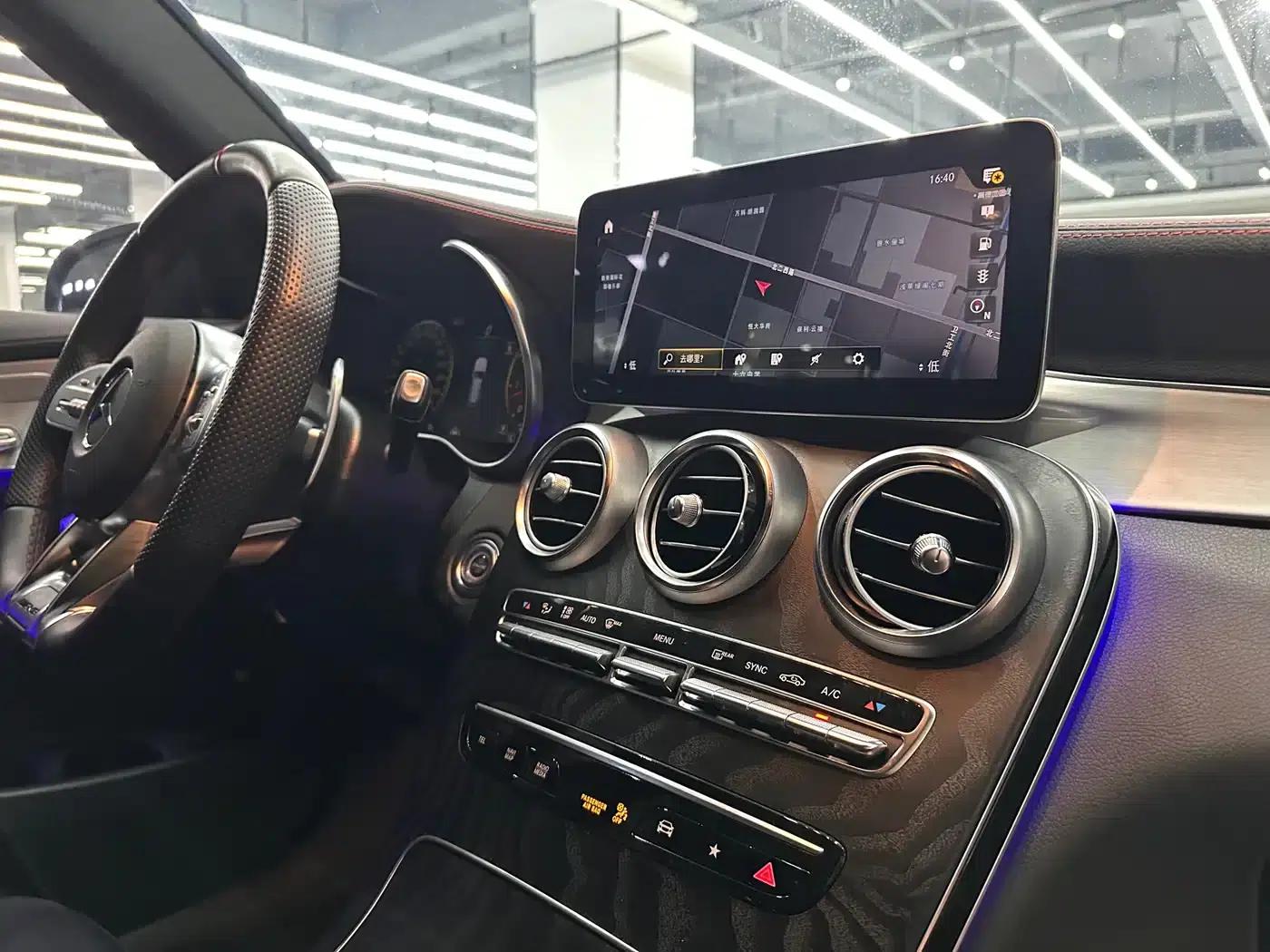2022 Mercedes-Benz GLC AMG 43 4MATIC — миниатюра 12