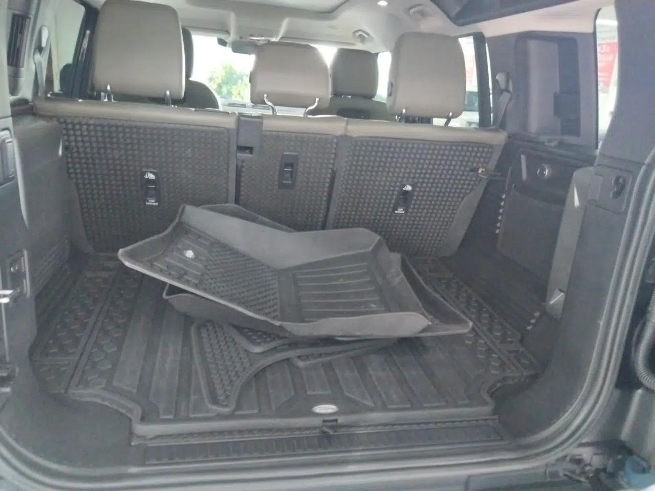 Land Rover Defender 2020 110 P400 Dark Special Edition — миниатюра 19