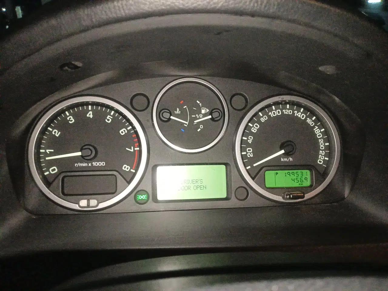 Land Rover Freelander 2 2011 3.2L i6 SE Gasoline Version — миниатюра 11