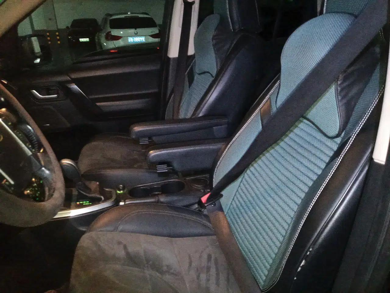 Land Rover Freelander 2 2011 3.2L i6 SE Gasoline Version — миниатюра 15