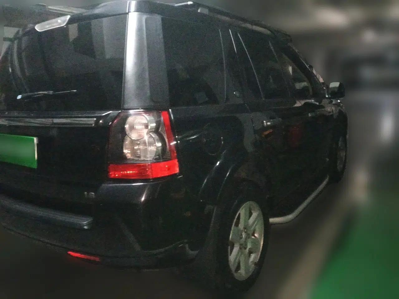 Land Rover Freelander 2 2011 3.2L i6 SE Gasoline Version — миниатюра 6