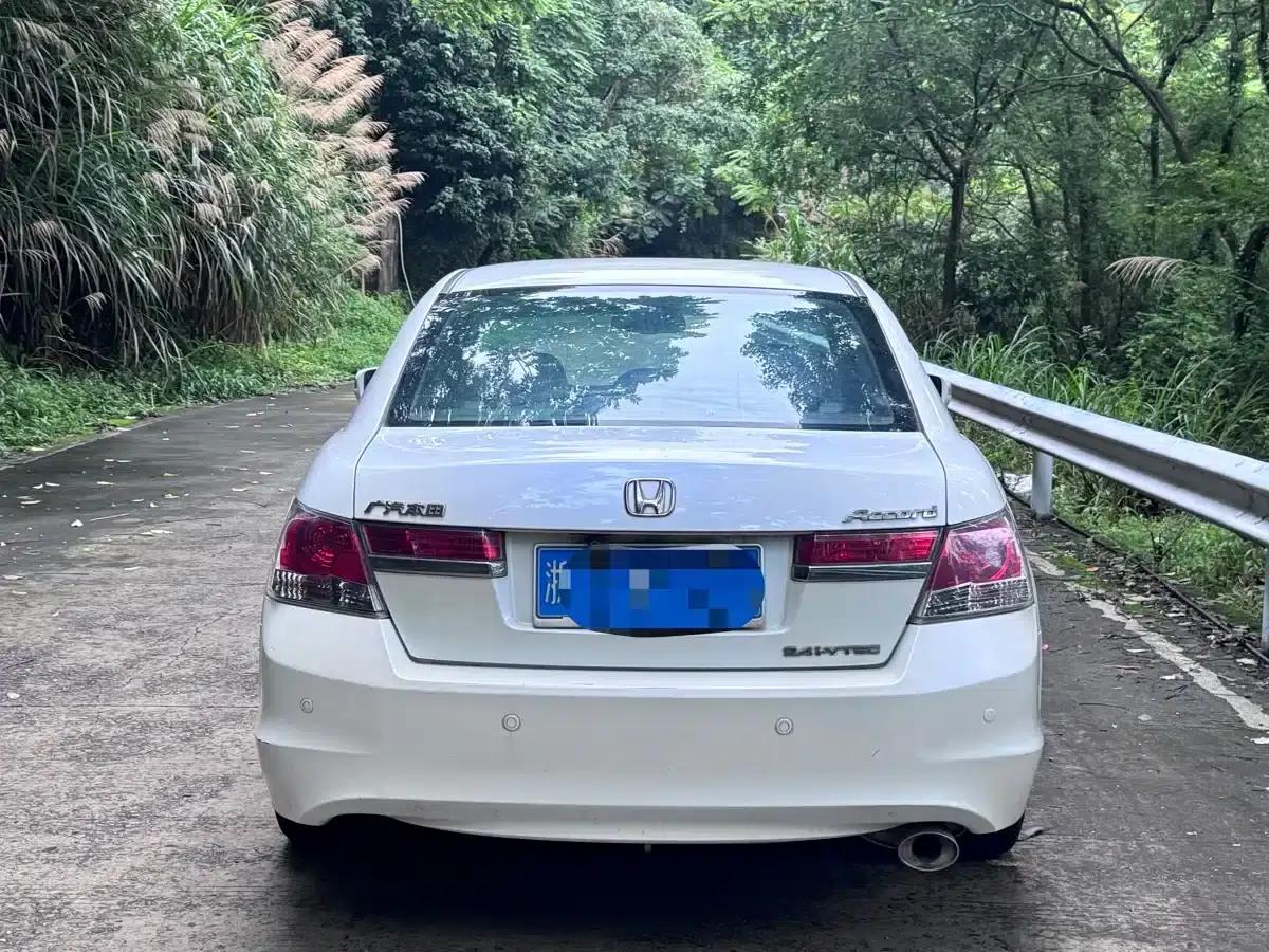 2012 Honda Accord 2.4L EXL Navi — миниатюра 4