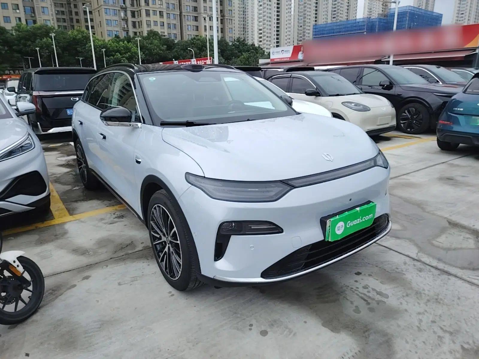 Leapmotor C11 2026 All-Electric 640 LiDAR Prestige Edition — миниатюра 3