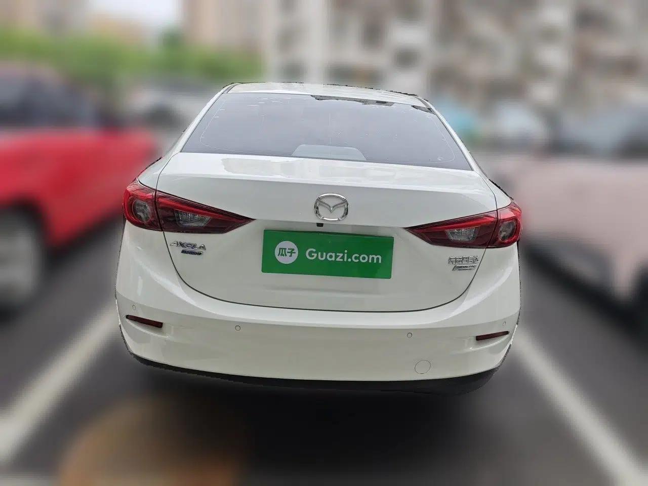 Mazda 3 Axela 2017 Sedan 1.5L Automatic Luxury Model Emission Standard China V — миниатюра 5