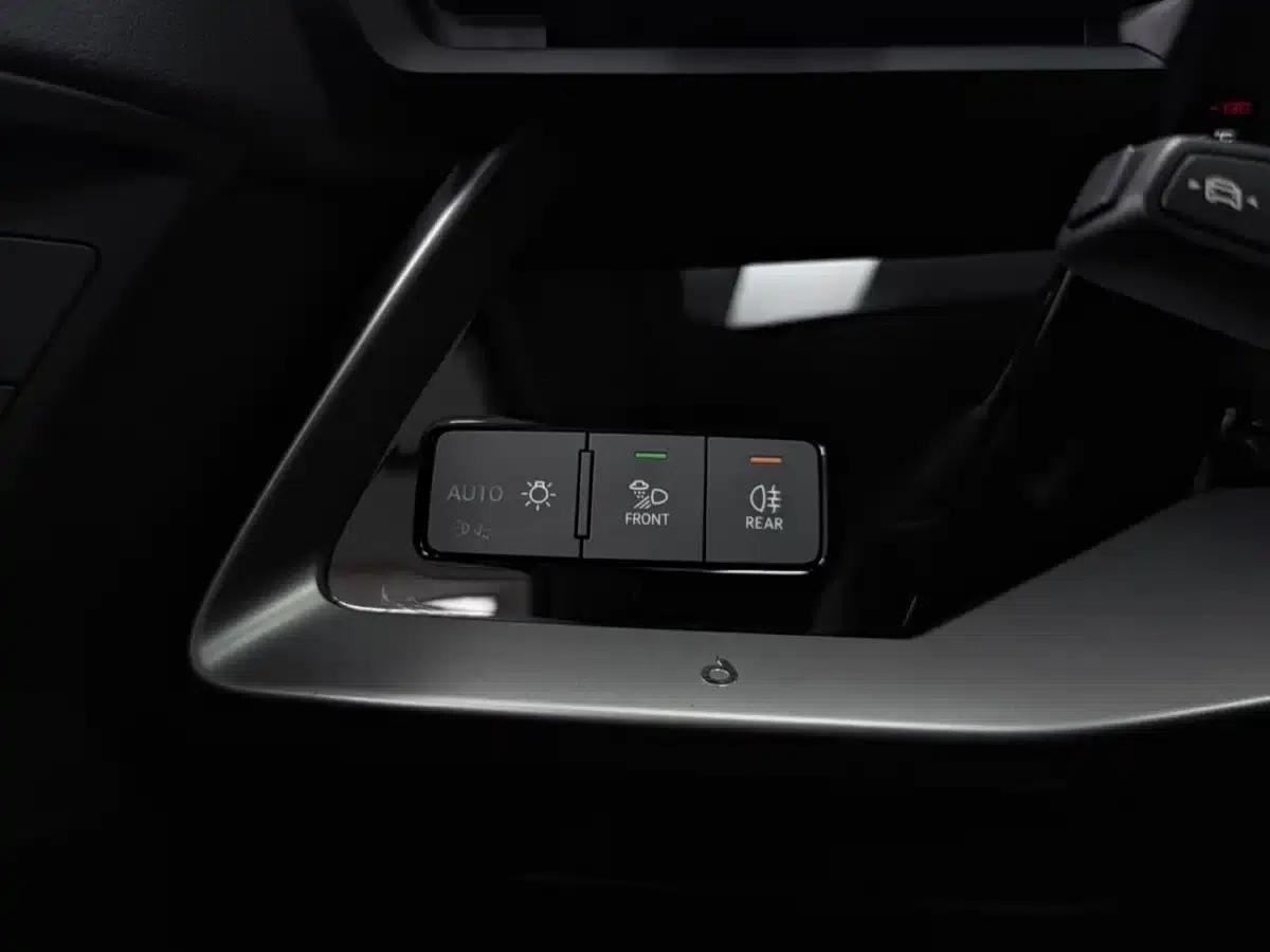 Audi A3 2023 Sportback 35 TFSI Fashion Sport — миниатюра 9