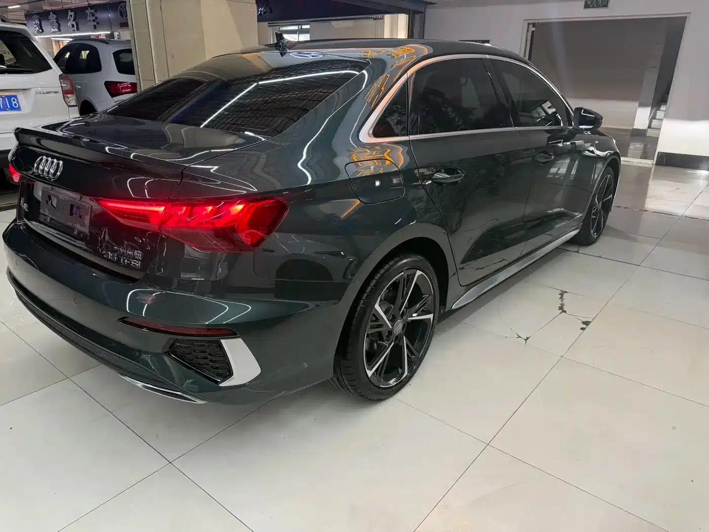 Audi A3 2021 Sportback 35 TFSI Fashion Sport — миниатюра 4