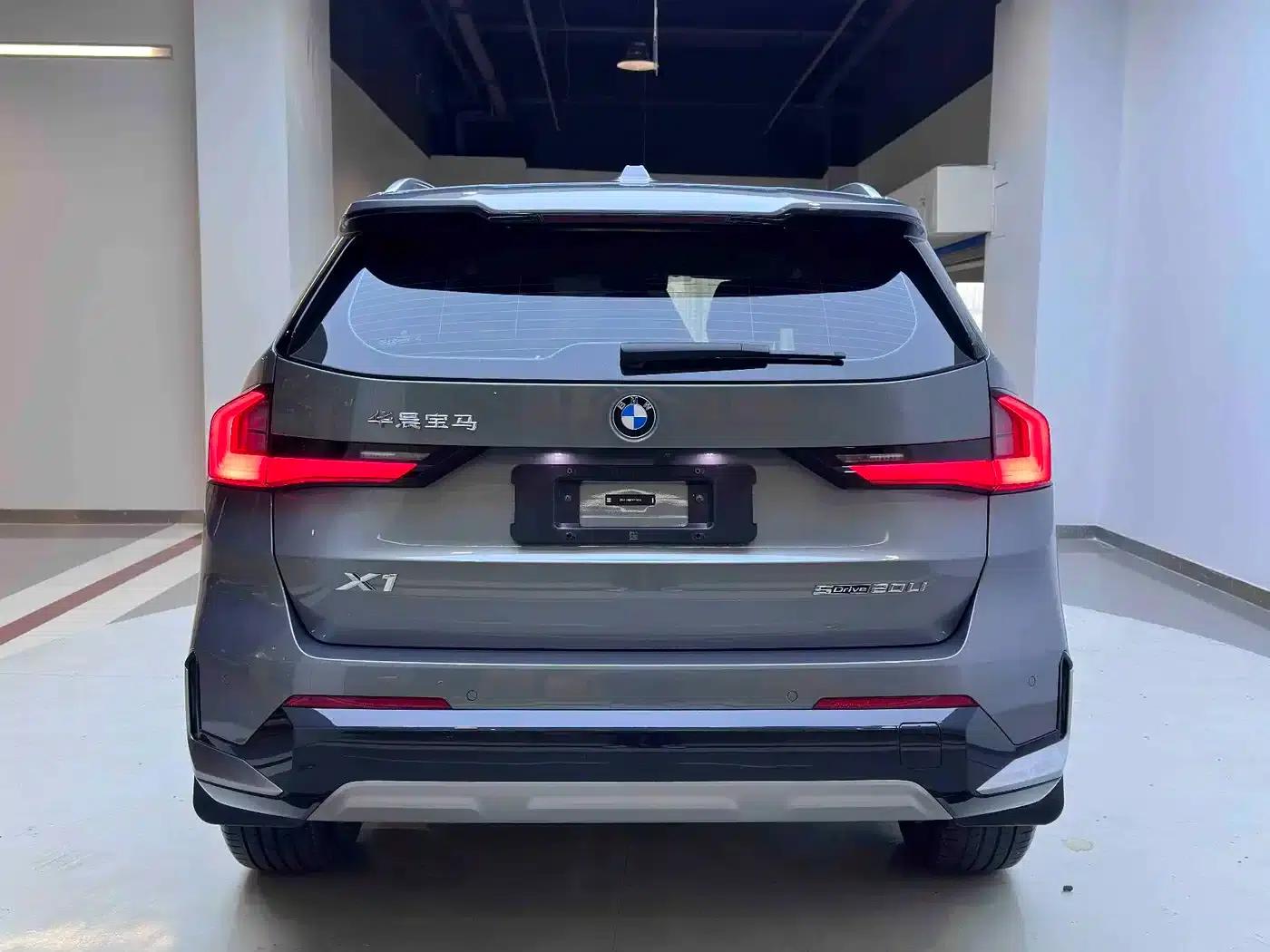 2023 BMW X1 sDrive20Li X Design Package — миниатюра 4