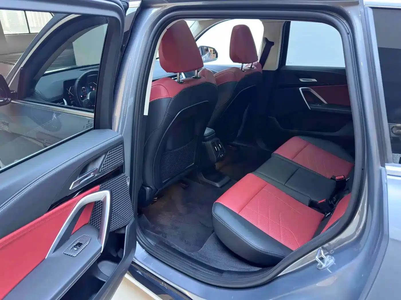 2023 BMW X1 sDrive20Li X Design Package — миниатюра 9