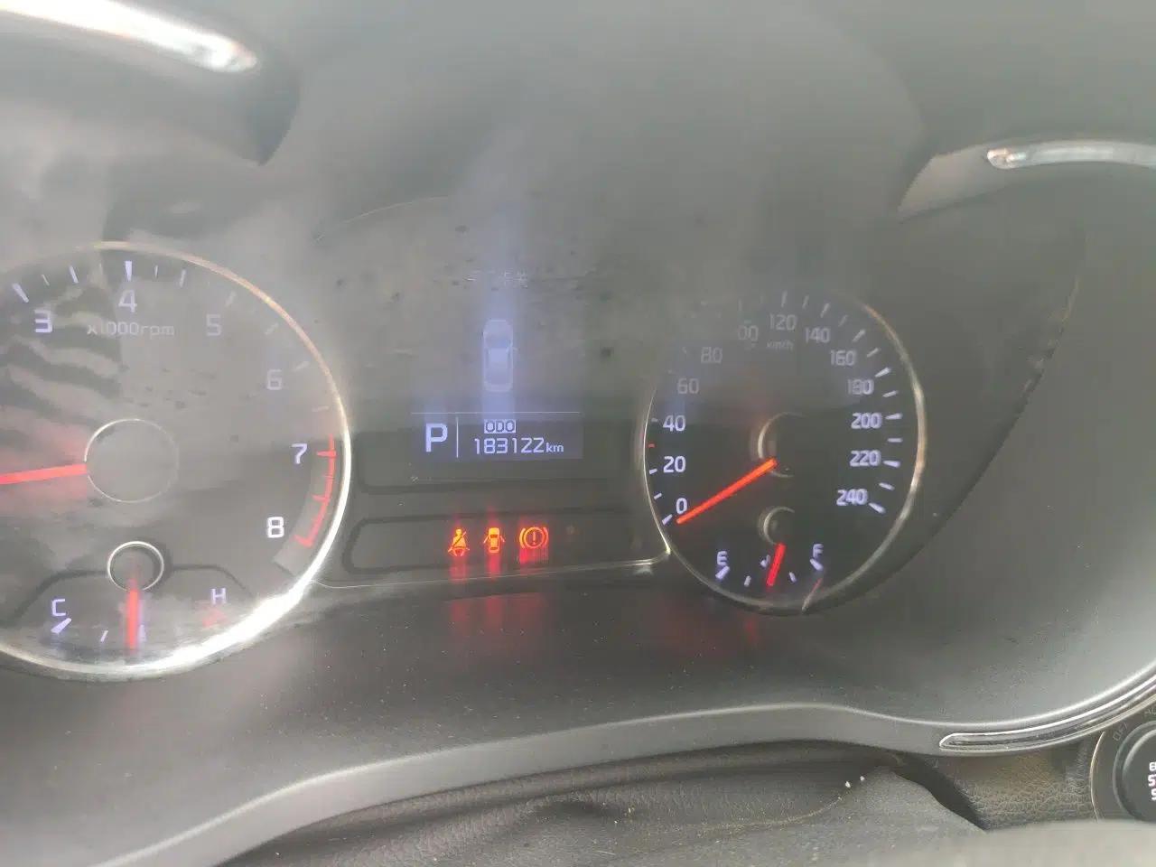Kia K3 2013 1.6L Automatic GLS — миниатюра 12