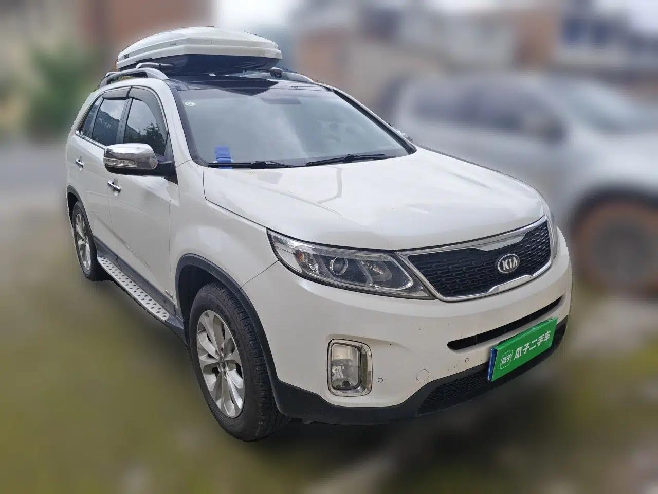 Kia Sorento 2013 2.2T 7-seat Diesel Luxury Edition — миниатюра 3