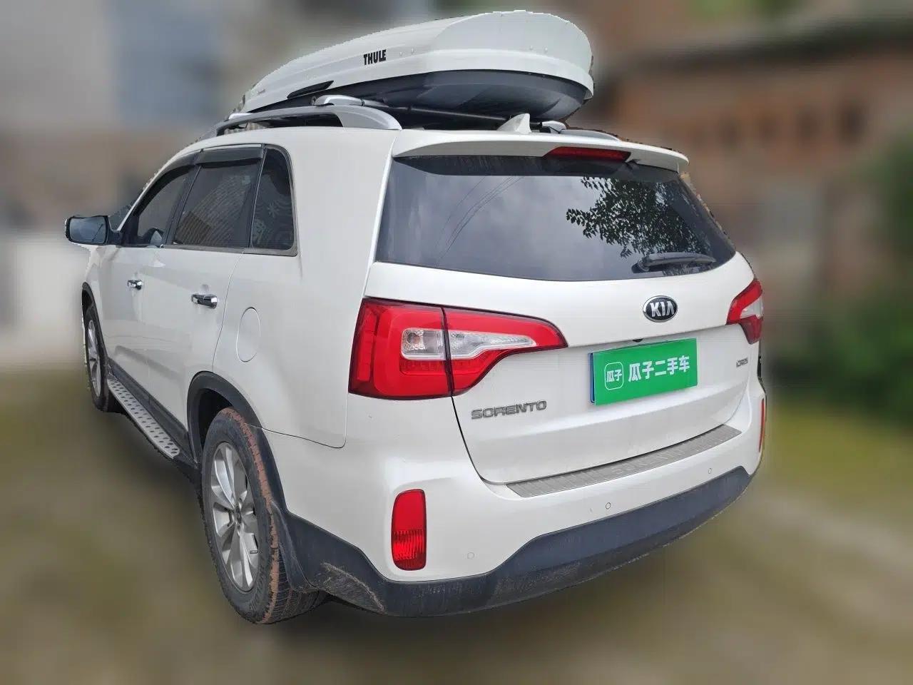 Kia Sorento 2013 2.2T 7-seat Diesel Luxury Edition — миниатюра 4