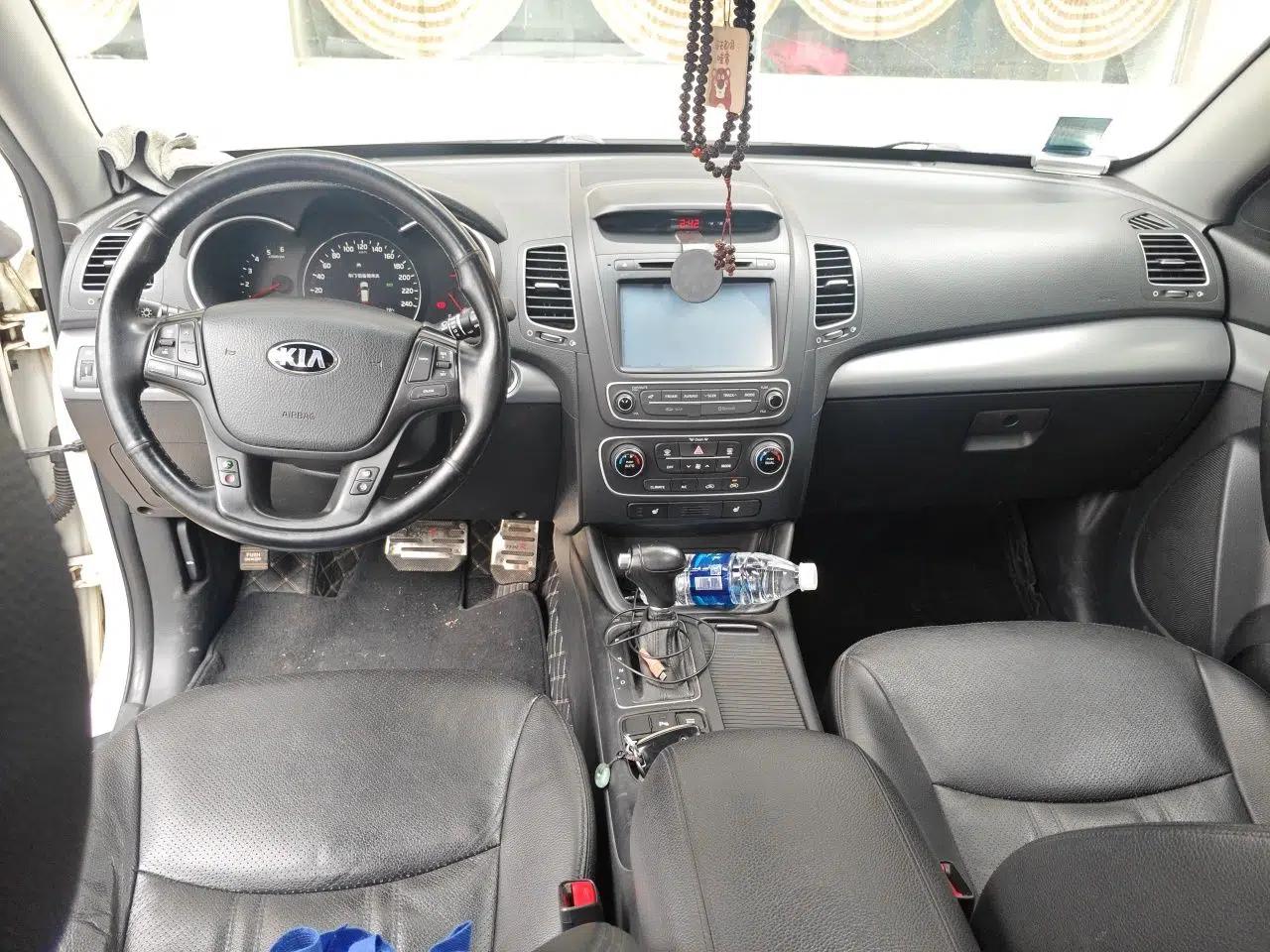 Kia Sorento 2013 2.2T 7-seat Diesel Luxury Edition — миниатюра 9