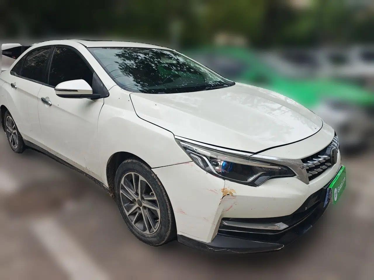 Venucia D60 2020 1.6L XL CVT Enjoyment Edition — миниатюра 3