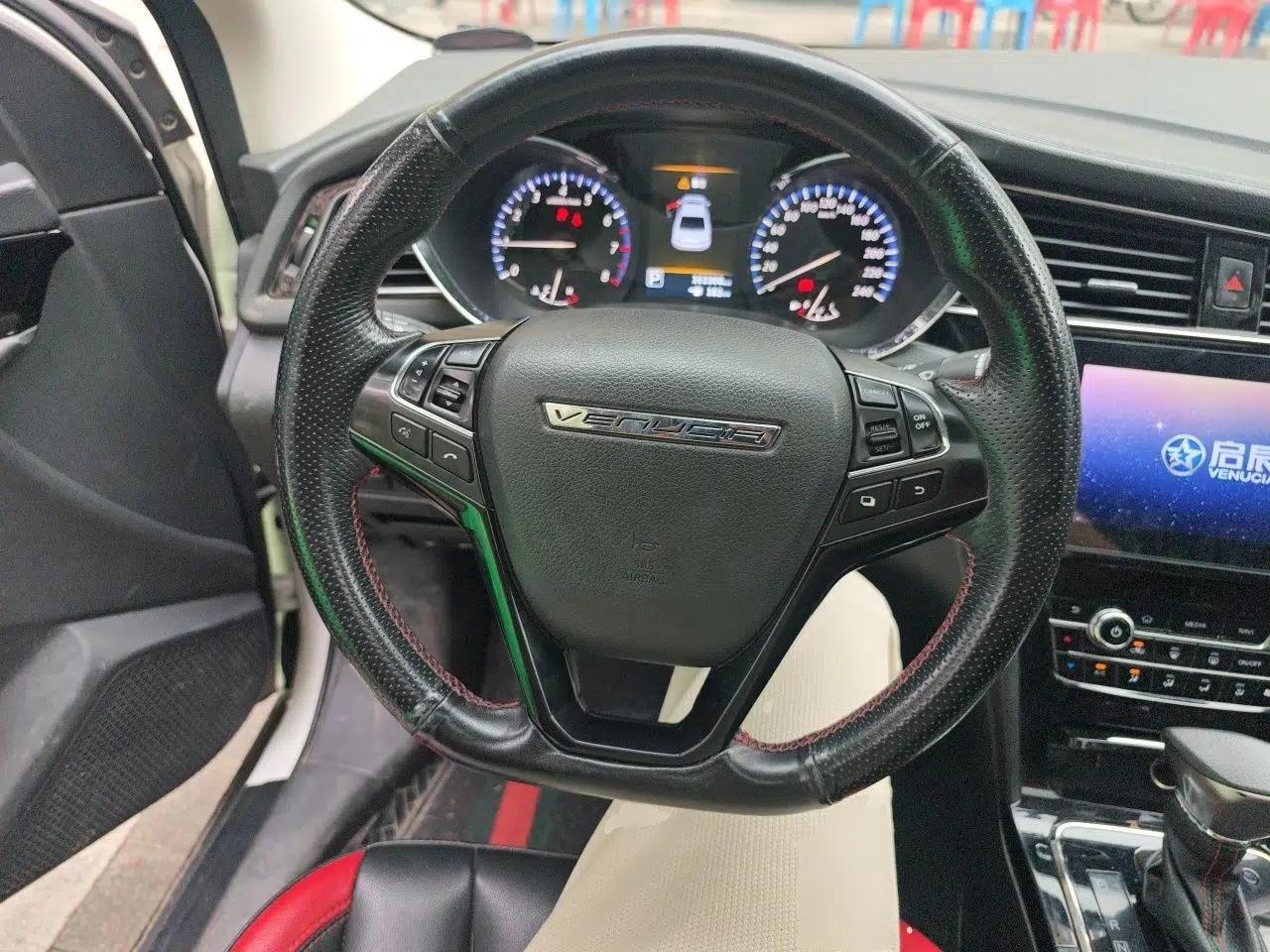 Venucia D60 2020 1.6L XL CVT Enjoyment Edition — миниатюра 10