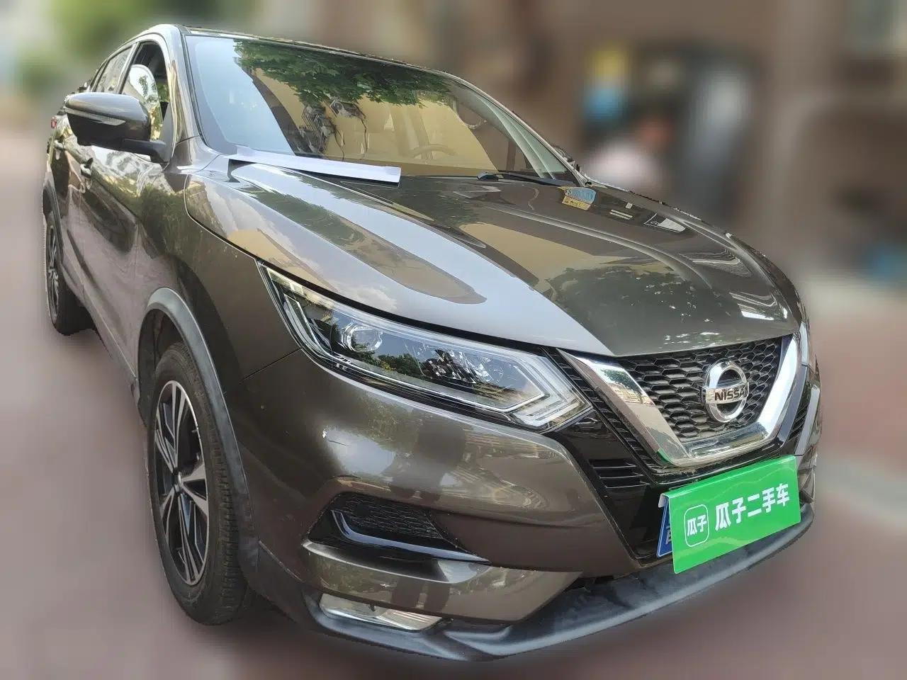 Nissan Qashqai 2019 2.0L CVT Luxury Edition — миниатюра 3