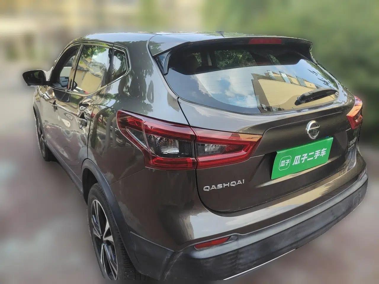Nissan Qashqai 2019 2.0L CVT Luxury Edition — миниатюра 4