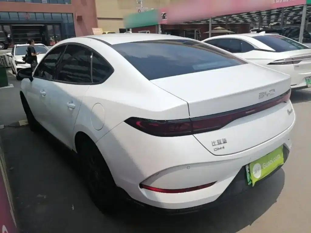Qin PLUS 2025 DM-i Intelligent Driving Edition 55KM Leading Model — миниатюра 5