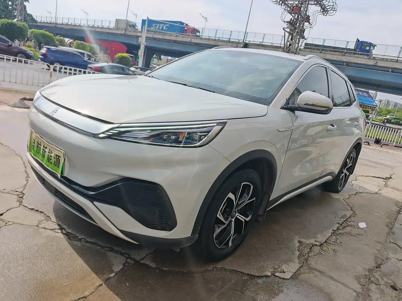 Yuan Plus 2022 510KM Premium — миниатюра 1