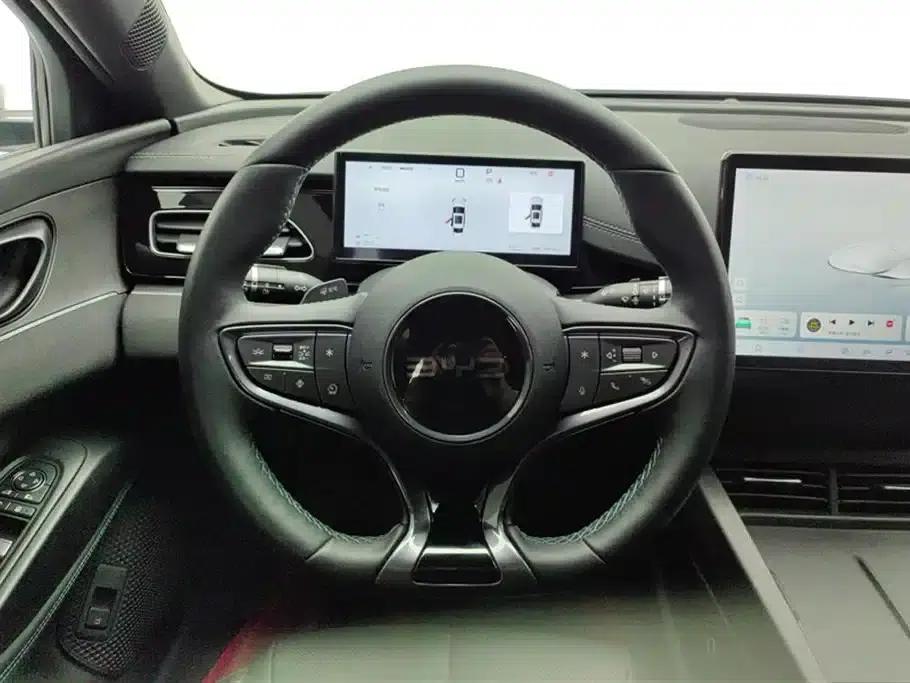 Seal 06 2025 DM-i Intelligent Driving Edition 80KM Luxury Model — миниатюра 15