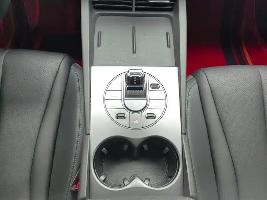 Seal 06 2025 DM-i Intelligent Driving Edition 80KM Luxury Model — миниатюра 16