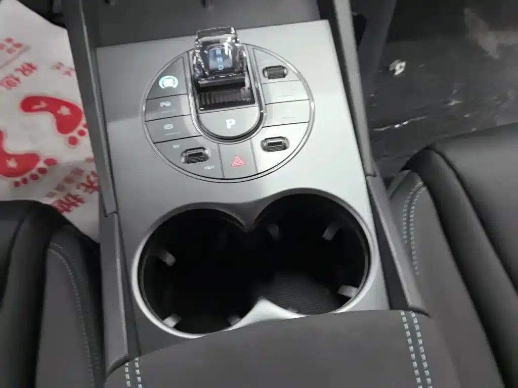 Seal 06 2025 DM-i Intelligent Driving Edition 80KM Luxury Model — миниатюра 12