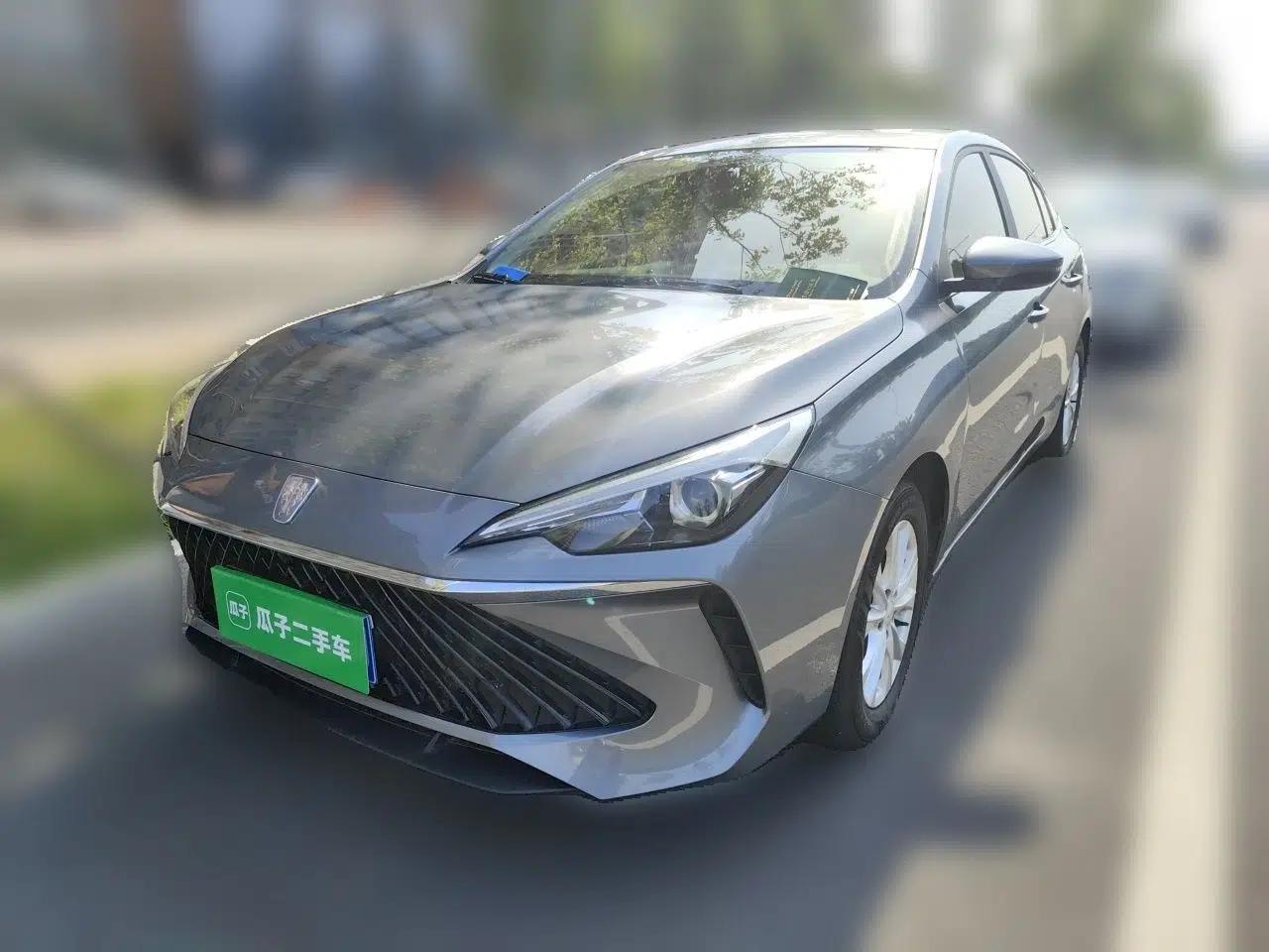 Roewe i5 2023 1.5L CVT Luxury Edition — миниатюра 1
