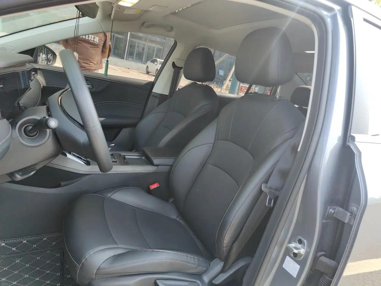 Roewe i5 2023 1.5L CVT Luxury Edition — миниатюра 14