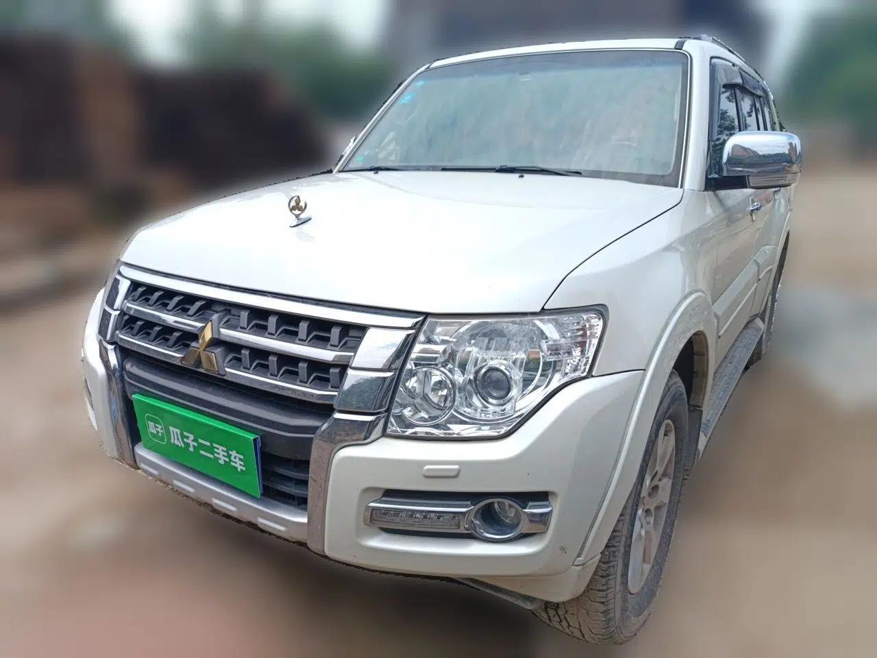 Mitsubishi Pajero V93 3.0L automatic — миниатюра 1