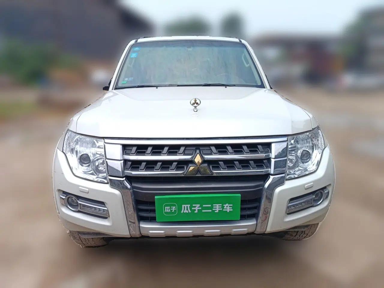 Mitsubishi Pajero V93 3.0L automatic — миниатюра 2