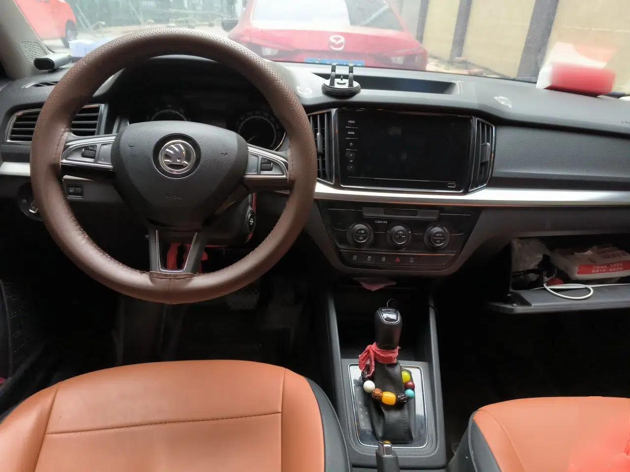 Skoda Kamiq 2020 1.5L Automatic Comfort Edition — миниатюра 9