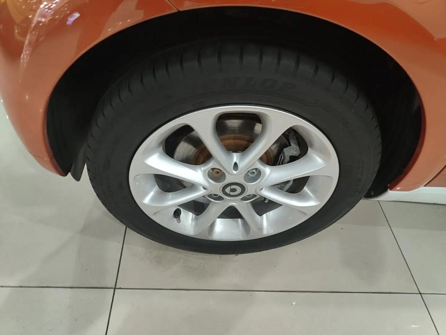 smart fortwo 2018 1.0L 52kW Hardtop Dynamic Version China V — миниатюра 10