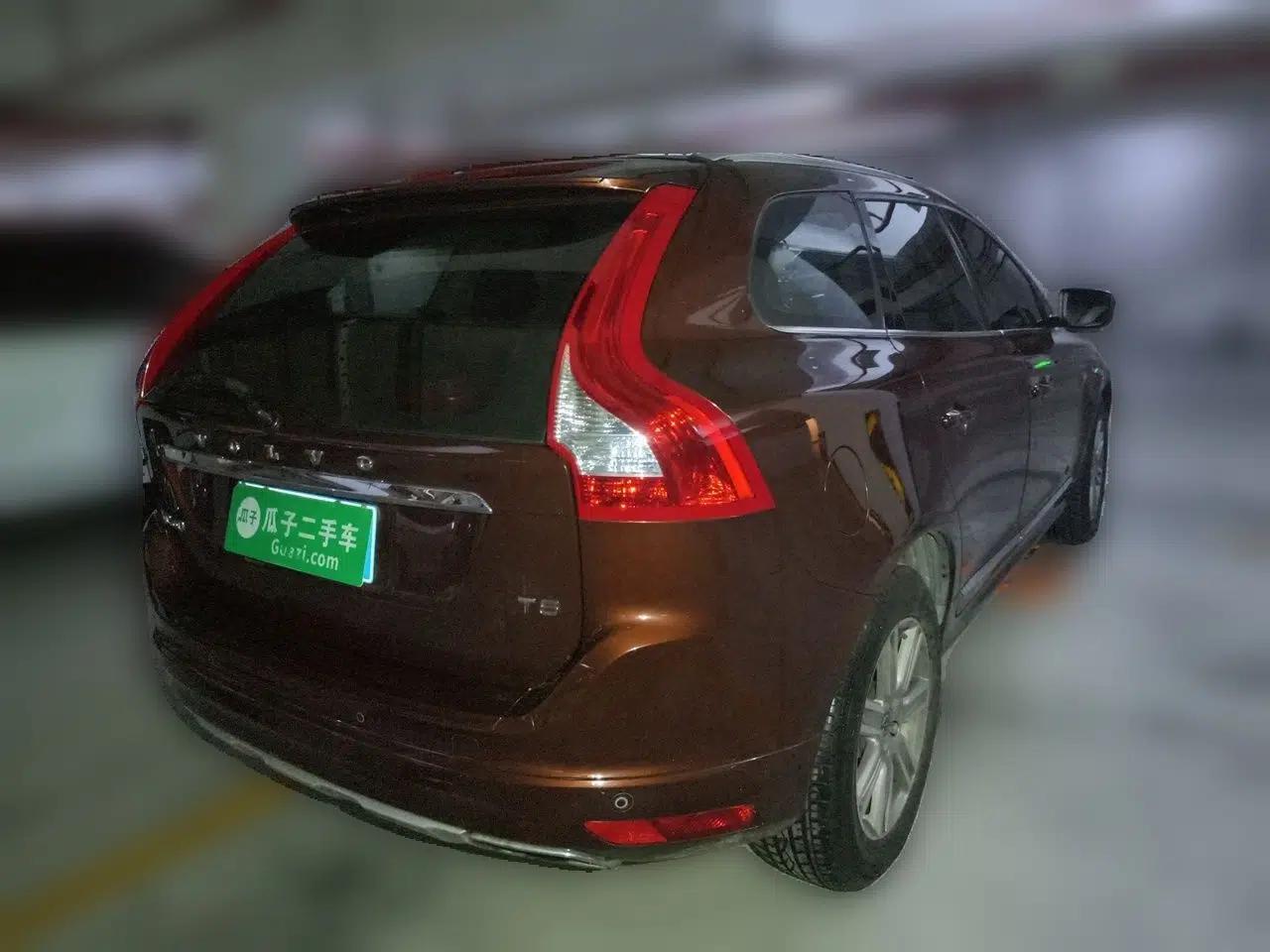 Volvo XC60 2015 T5 Smart Upgrade Model — миниатюра 6
